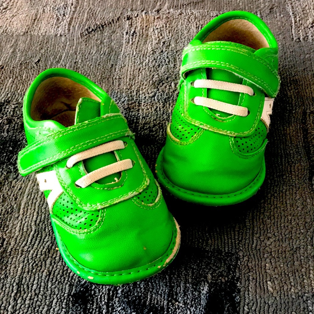 Jack & Lily My Shoes Green Sneakers 30-36 months